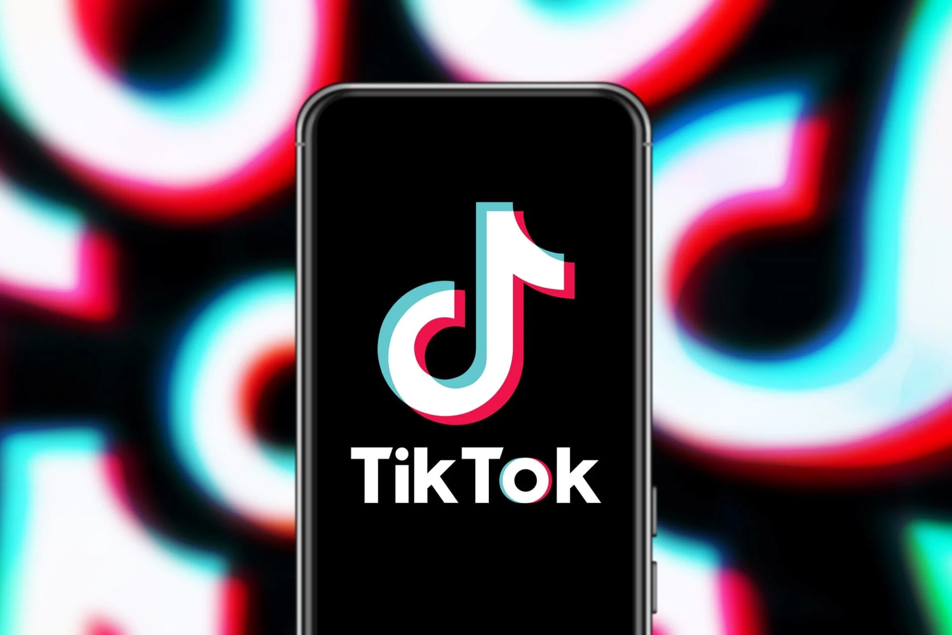 TikTok Ads vs Facebook Ads